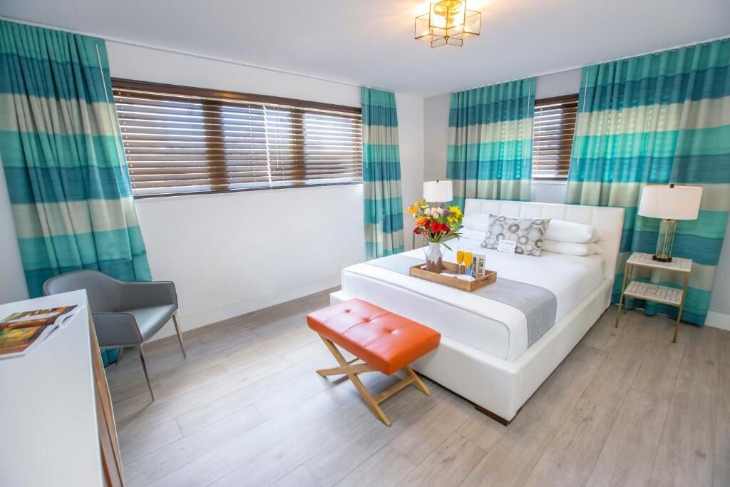 Golf Vacation in Miami Beach! Pool, Beach Access, Swimming Pool!