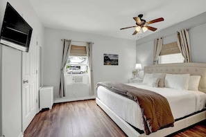 獨棟房屋, 多張床, 庭院 (413 W Travis St) | 3 間臥室、獨特裝潢、布置獨特、床單