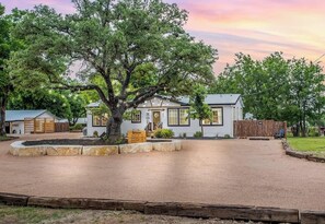 Exterior - Poplar Place Mod With Hot Tub - 1 mi to Main Street (Fredericksburg)