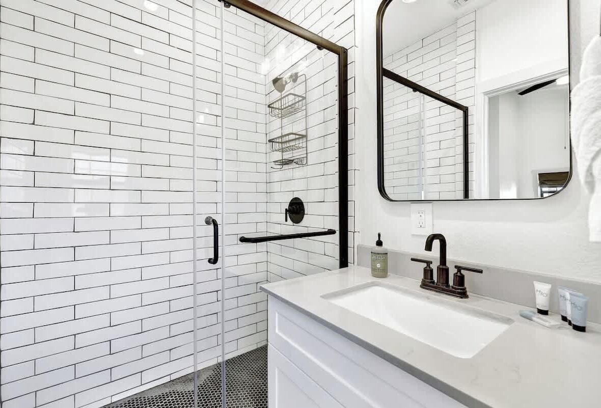 House, Multiple Beds, Hot Tub (496 Ranch 1631- Cmb) | Bathroom