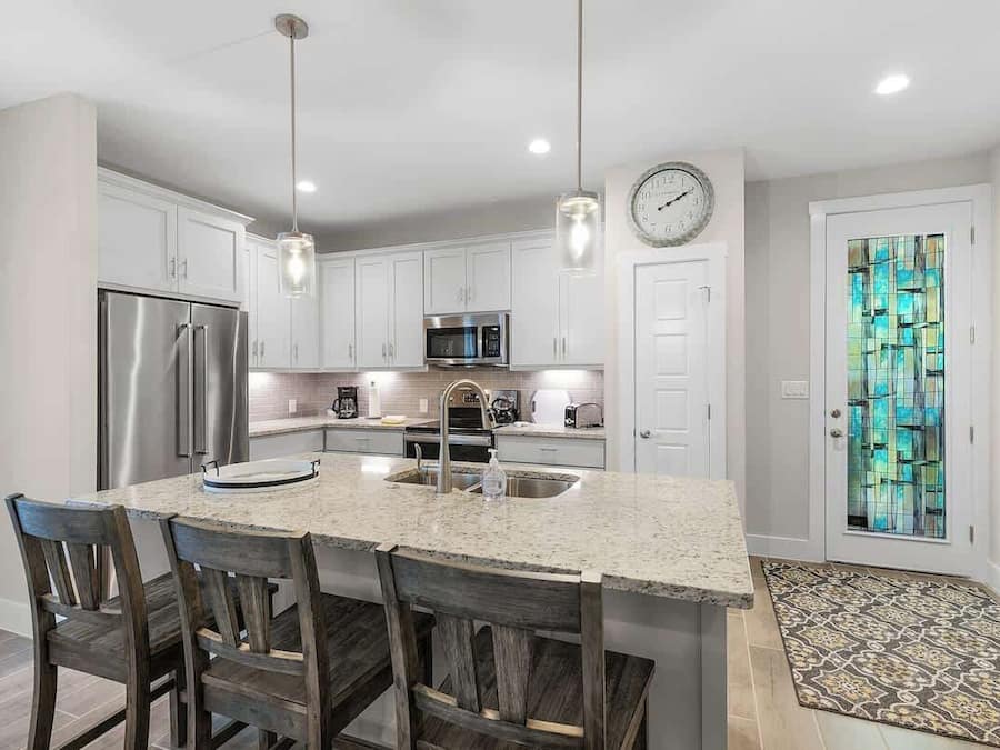 House, Multiple Beds, Patio (1215 Lavaca) | Private kitchen | Coffee/tea maker, electric kettle