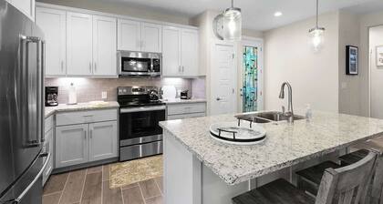 Pristine 3-bedroom Home Near Canyon Lake!