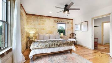 Huis, meerdere bedden, hot tub (3797 Grapecreek Rd) | 3 slaapkamers, individueel gedecoreerd, individueel gemeubileerd