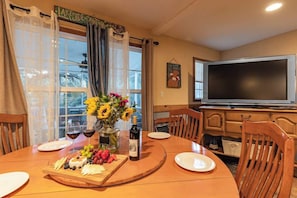 Cabin, Multiple Beds, Patio (103 Red Bird) | Dining