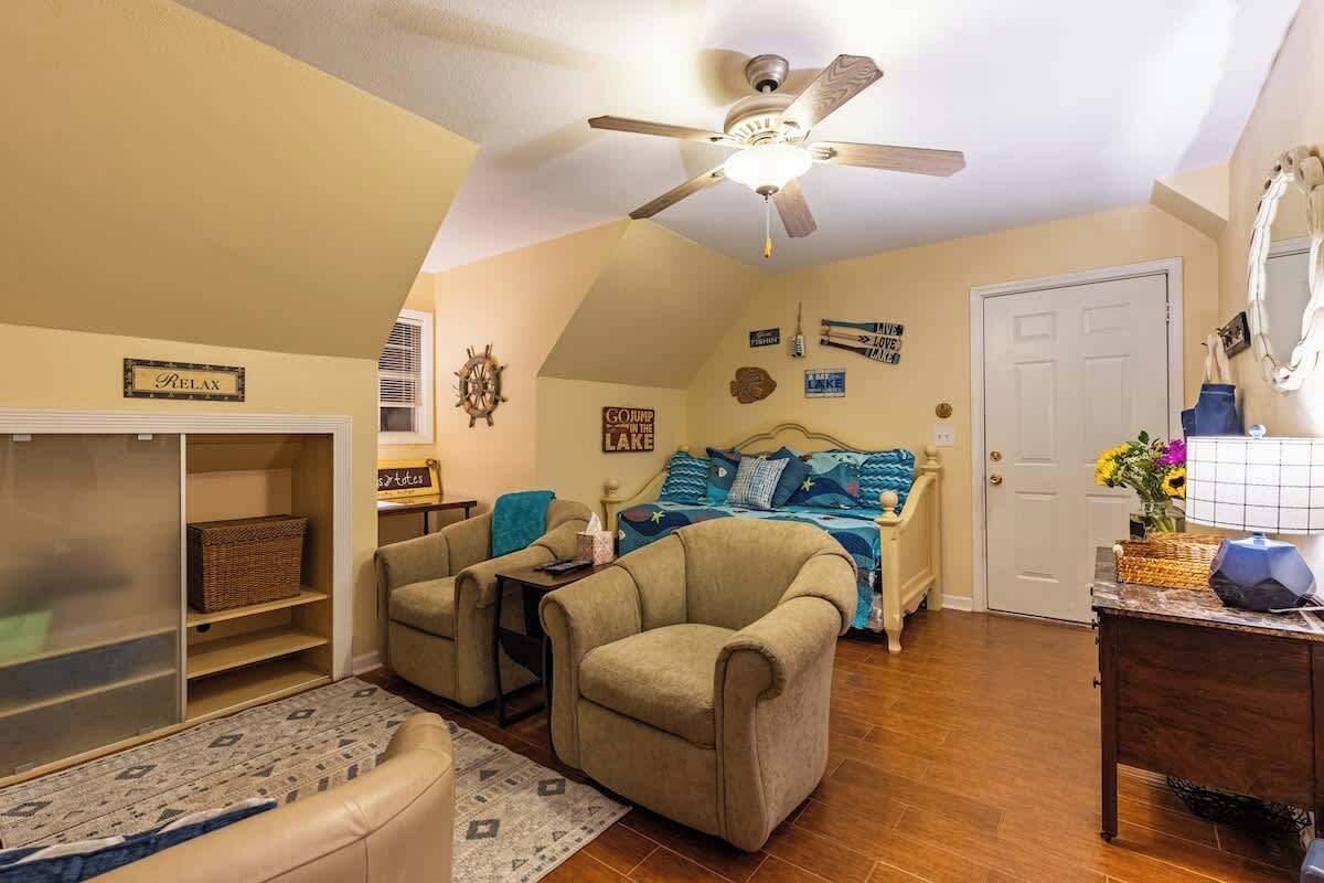 Cabin, Multiple Beds, Patio (103 Red Bird) | Living area