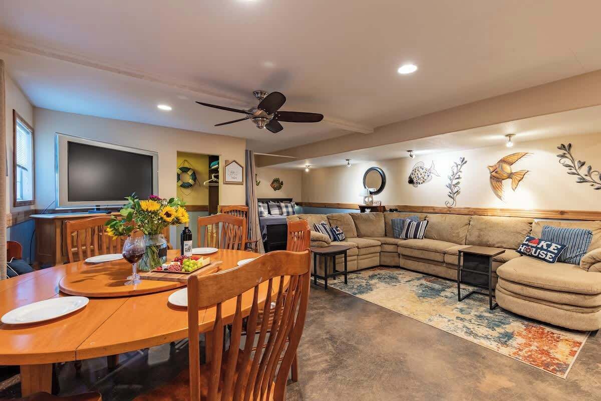 Cabin, Multiple Beds, Patio (103 Red Bird) | Interior