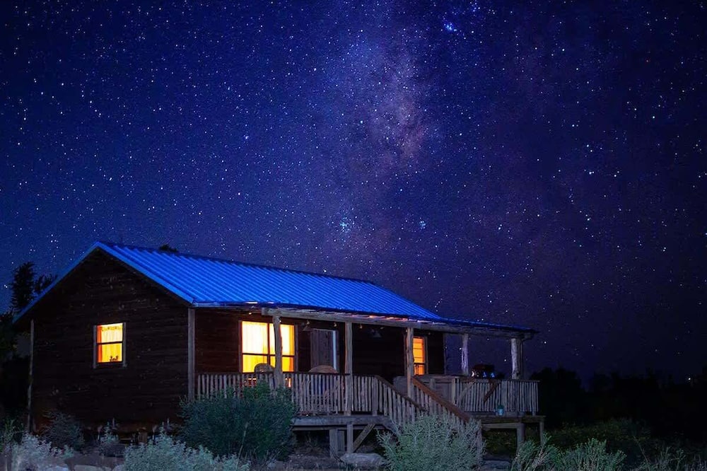 Rockyridge Cabin-hill Country Views-20 min to Fred