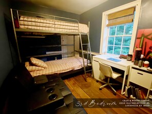 4 bedrooms, iron/ironing board, WiFi, bed sheets - 1803 HISTORIC JOSEPH ABELL HOUSE (Louisville)