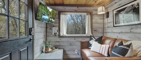 Casa, varias camas, hidromasaje (430 GH Tr Willie) | Área de sala de estar