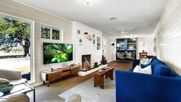 House, Multiple Beds, Patio | Living area | TV