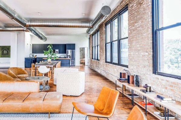 TV, stereo, offices - Luxury Designer Penthouse Loft | Sleeps 20 (Chicago)