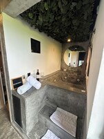 Quarto casal conforto | Roupas de cama premium, camas com colchões pillow-top, frigobar