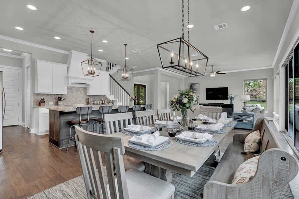 House, Multiple Beds, Patio (457 Granite Loop) | Dining