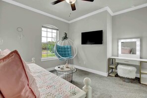 3 habitaciones, decoración personalizada y muebles diferentes