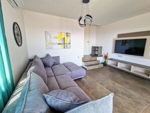 Living area - Two-bedroom family rooms Villa Poseidon 2 with swimming pool and private balcony (Novalja)