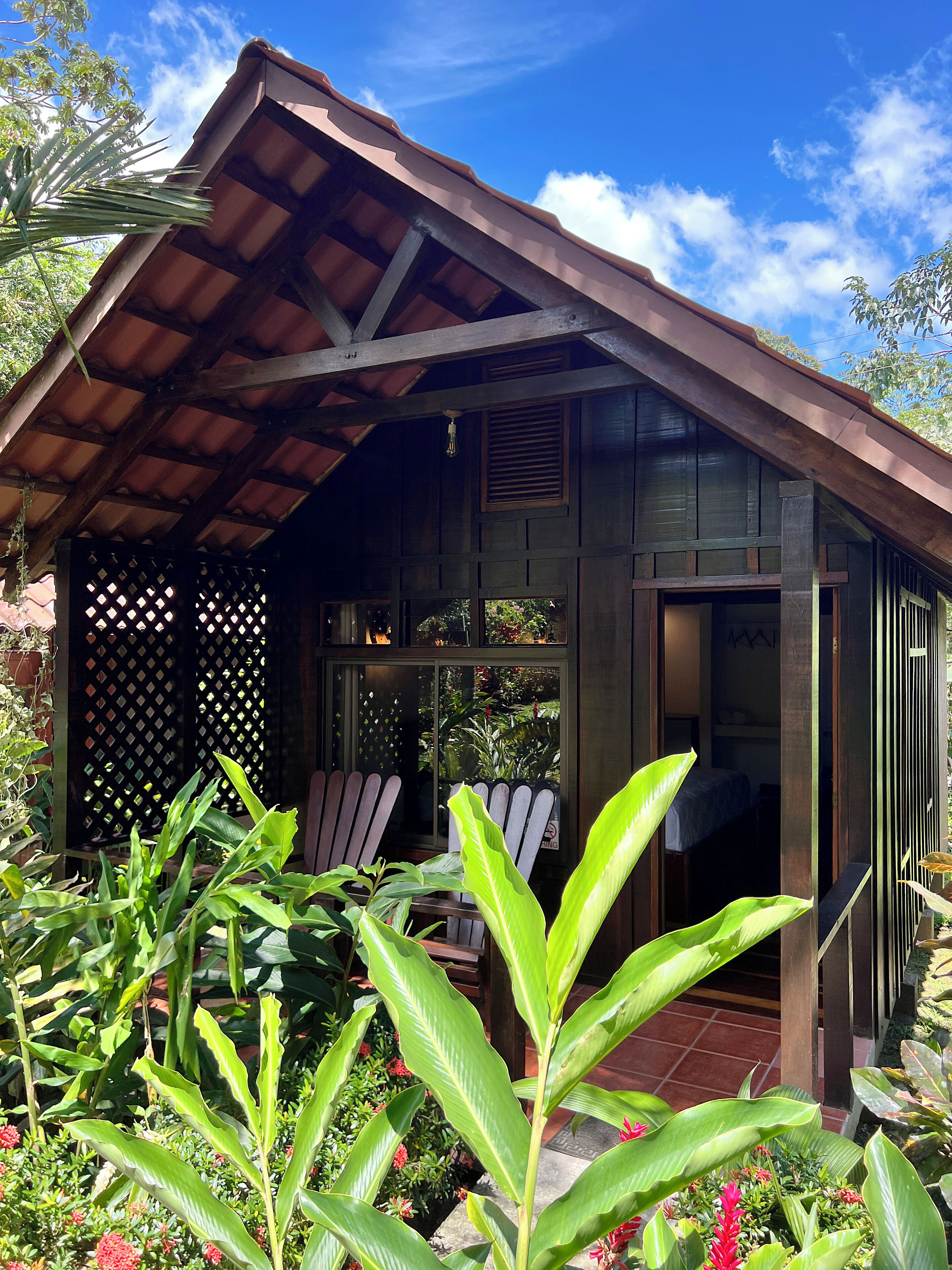 Standard Bungalow, Garden View | Individually furnished, free cots/infant beds, free WiFi, bed sheets