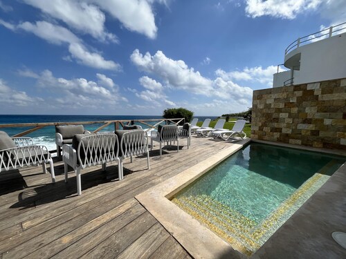 Ocean Front 6 BR See Dolphins + Sunrise From Bed