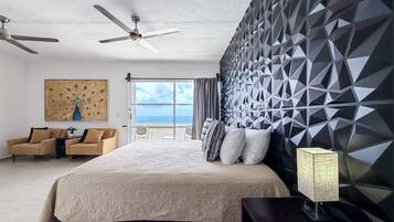 6 bedrooms, WiFi (free), bed sheets