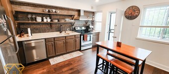 Executive luxury for work or play in DC!