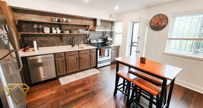 Executive luxury for work or play in DC!