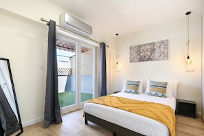 1 bedroom, iron/ironing board, Internet, bed sheets