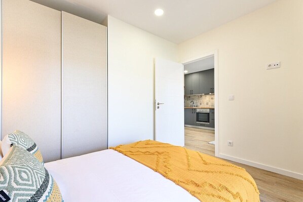1 bedroom, iron/ironing board, Internet, bed sheets
