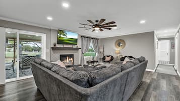 House, Multiple Beds, Hot Tub | Living area | TV