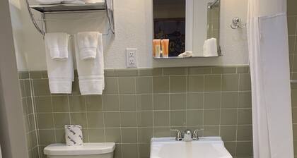 All Start Queen Room at Hotel Marceline