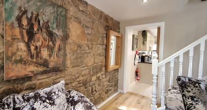 Frontview Cottage - Sleeps 6