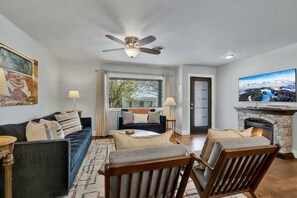 House, Multiple Beds, Pool Access (603 W Travis St) | Living area | Fireplace - Das Weinhaus Pool & Hot Tub - Walk to Main St (Fredericksburg)