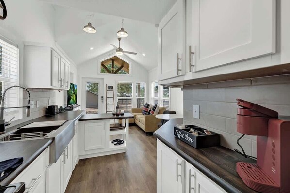 House, Multiple Beds, Patio (#28 3567 US 290 E) | Private kitchen | Coffee/tea maker, toaster