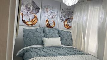 3 soverom, strykejern/-brett, wi-fi (inkludert) og sengetøy