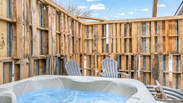 Casa de campo, 1 cama King size, hidromasaje | Tina de hidromasaje al aire libre