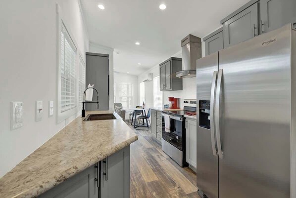 Private kitchen - Resort at Fredericksburg Unit 27 (Fredericksburg)