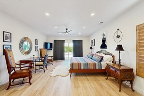 4 Schlafzimmer, Bügeleisen/Bügelbrett, Internetzugang, Bettwäsche