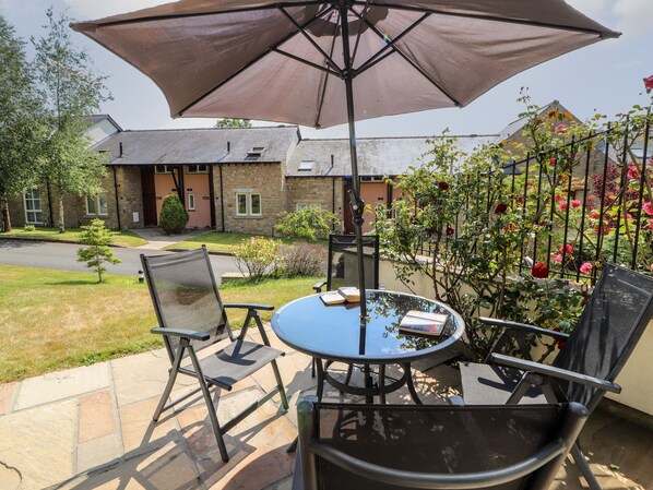 Khu ẩm thực ngoài trời