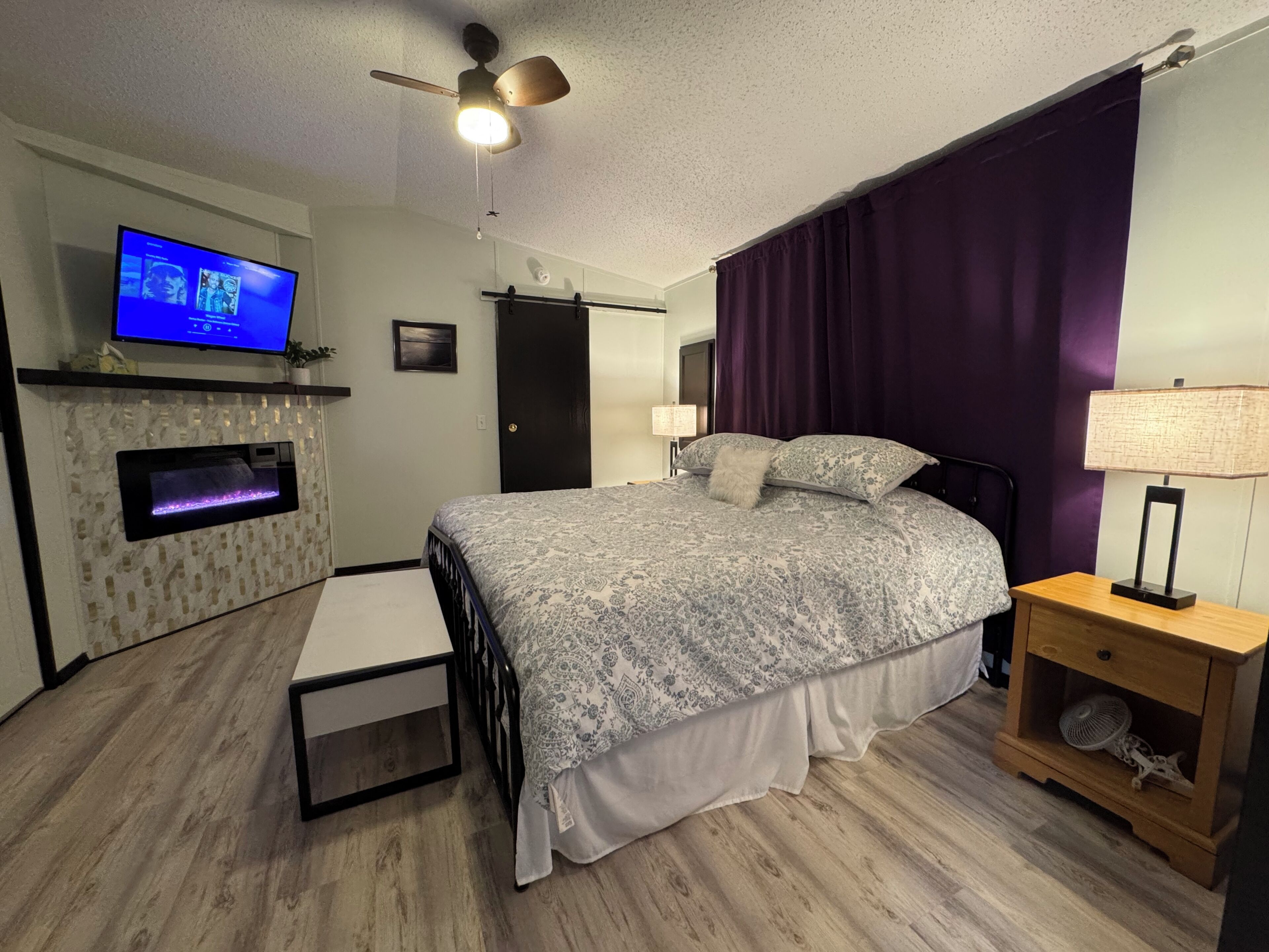 3 chambres, fer et planche à repasser, lit parapluie, Wi-Fi gratuit