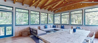 Drummer Cove Retreat | House in Wellfleet
