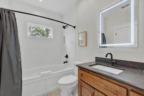 House, Multiple Beds, Hot Tub, City View (215 Mistletoe- D) | Bathroom | Towels - The Grove D With Hot Tub & King Beds - Walk to Main (Fredericksburg)