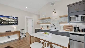 House, Multiple Beds, Hot Tub, City View (215 Mistletoe- D) | Private kitchen | Coffee/tea maker