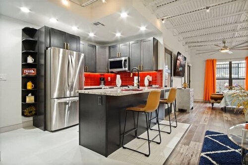 Luxurious Downtown OKC Studio!