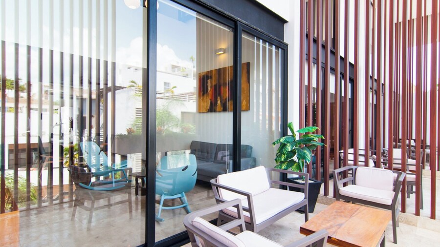 Kuxtal 3 Bedroom Downtown Apartment