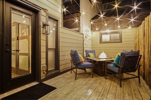 Magical Condo in Midtown!