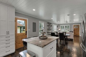 House, Multiple Beds, Pool Access (264 S College St) | Dining