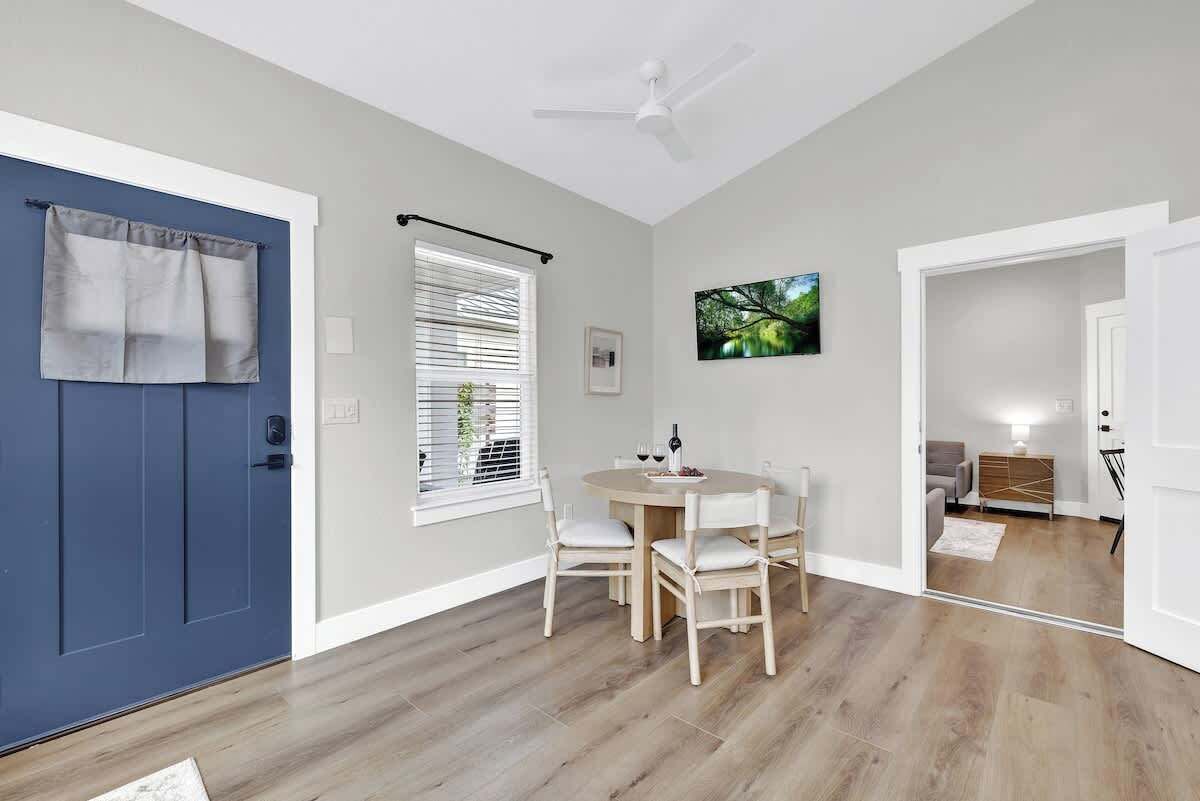 Cottage, 1 letto king, idromassaggio, vista città (215 Mistletoe- E) | Ristoranti