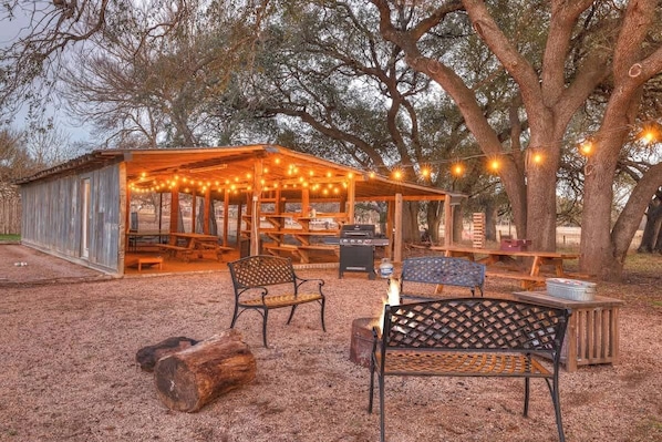 BBQ/picnic area