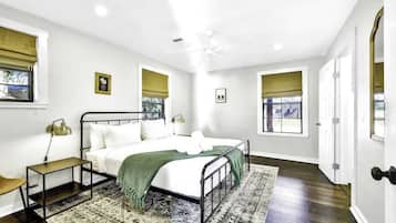 Casa de campo, várias camas, banheira de imersão (496 Ranch 1631- Way) | 2 quartos, individualmente decorados, individualmente mobiliados