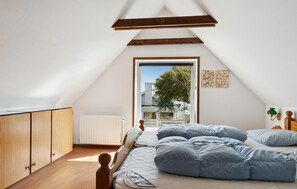 6 soverom, reiseseng for barn og wi-fi (inkludert)