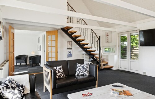 Gorgeous home in Løkken with WiFi