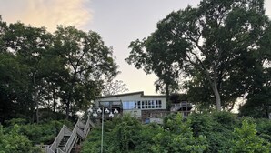 住宿地面